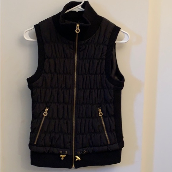 Calvin Klein Performance Quilted Vest with Gold Detail - Picture 2 of 6